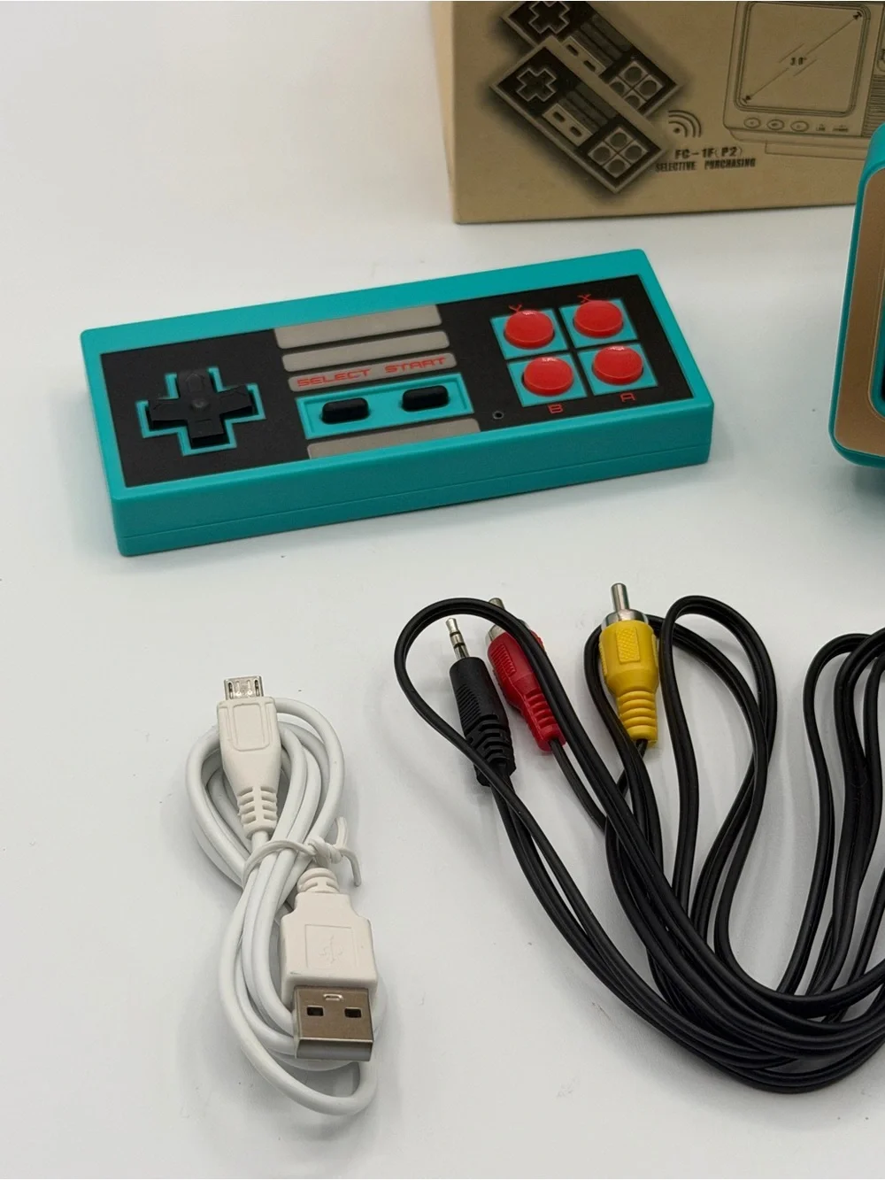 Family Pocket Bookshelt Retro TV Wireless Gaming GV300S